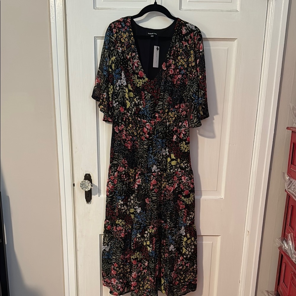Sugarlips NWT Floral Black Short Sleeve Women's Dress Size Small